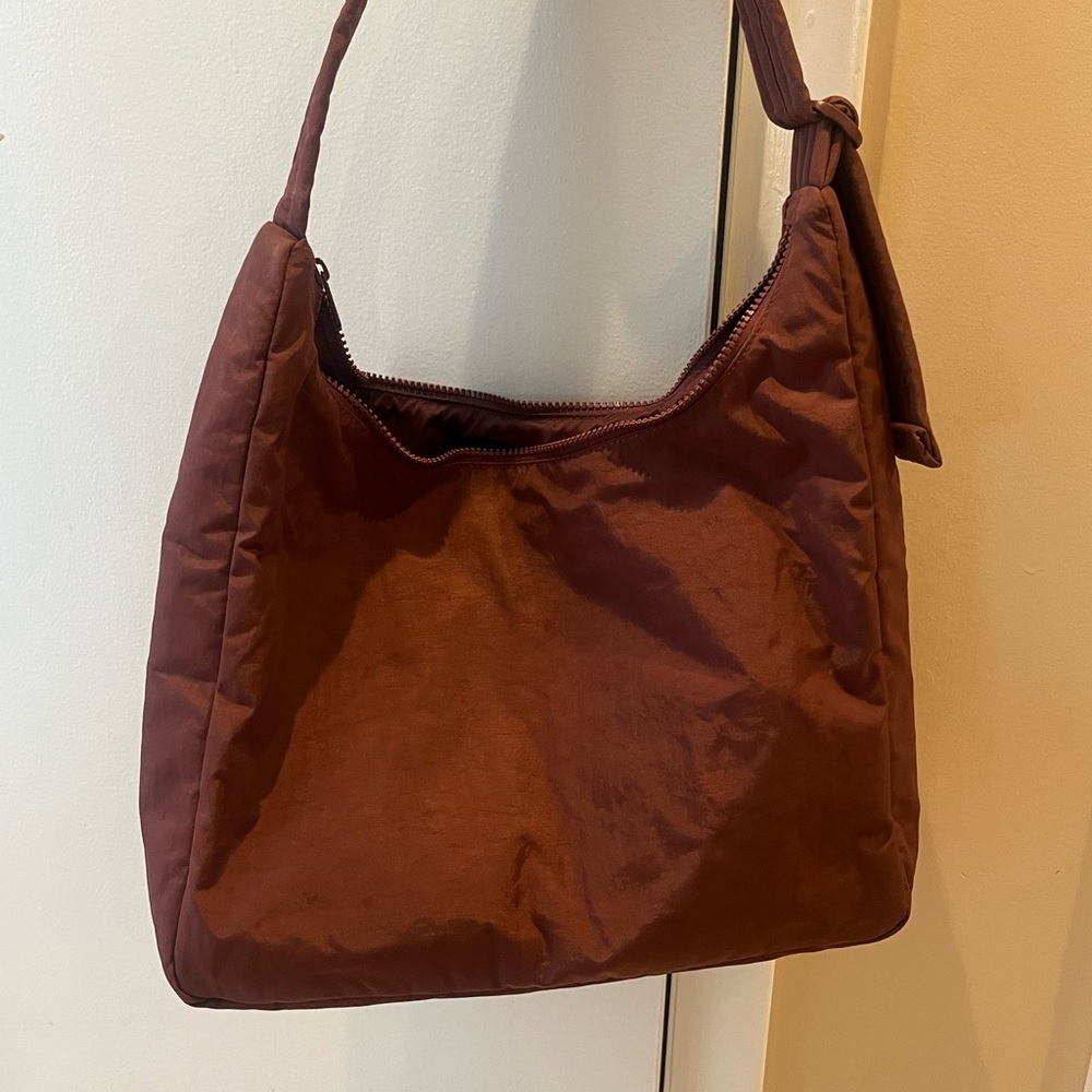 Baggu nylon shoulder bag mahogany
